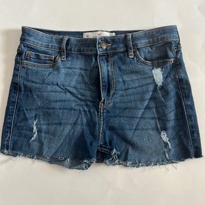 Hollister Jean shorts, size 9